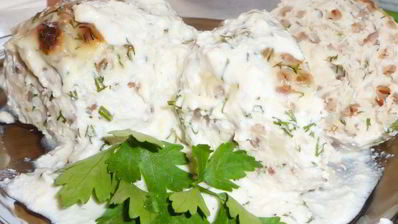 тефтельки из курицы и гречки в соусе