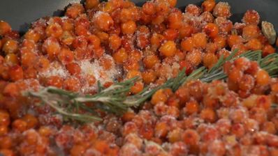 ленивые вареники с облепиховым соусом