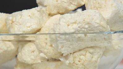 ленивые вареники с облепиховым соусом