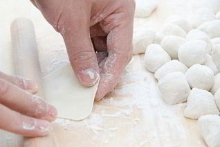 Простое тесто для вареников