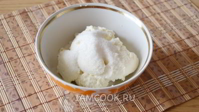 творожные вареники с вишней