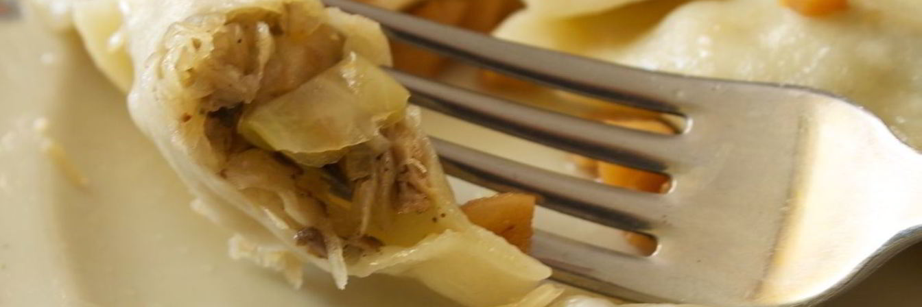 Вареники с грибами и кислой капустой