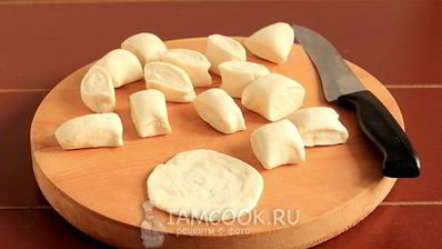 вареники с капустой и мясом