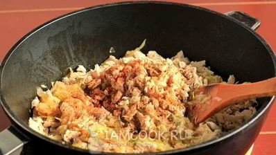 вареники с капустой и мясом