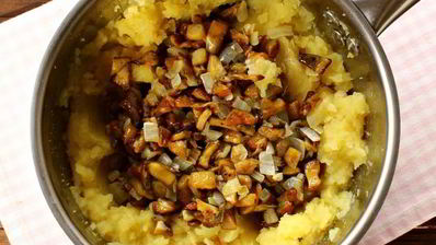 вареники с картошкой и лесными грибами