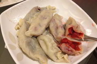 Вареники с клубникой