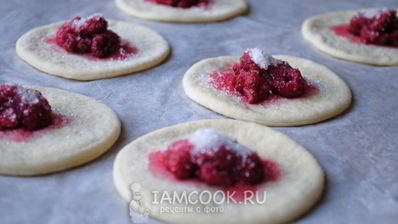 вареники с малиной