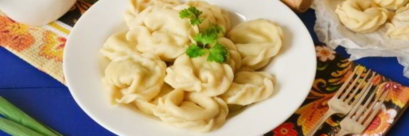 Вареники с сырой картошкой и сыром