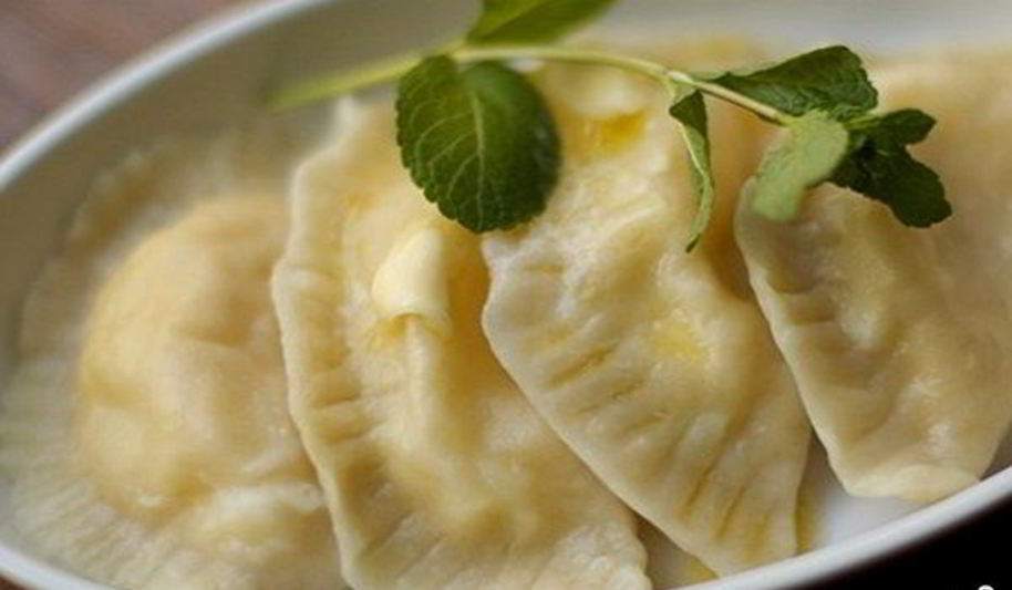 Рецепт вареников с сыром сулугуни