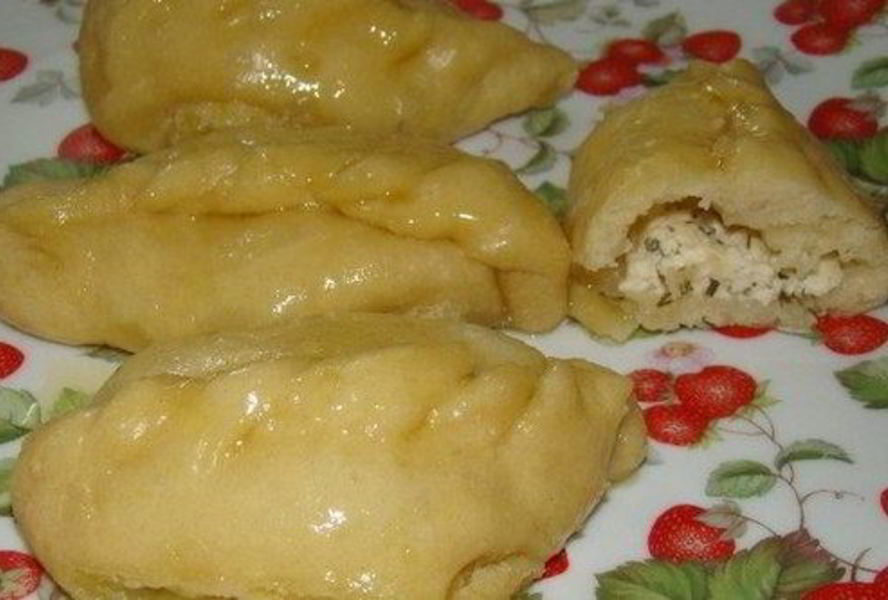 Вареники с творогом и укропом на пару