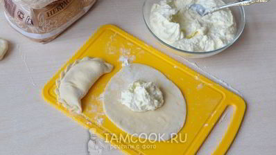 вареники с творогом и яичными желтками