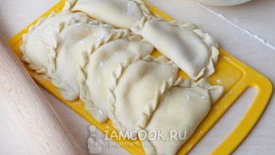 вареники с творогом и яичными желтками