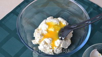 вареники с творогом и яичными желтками