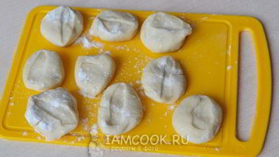 вареники с творогом и яичными желтками