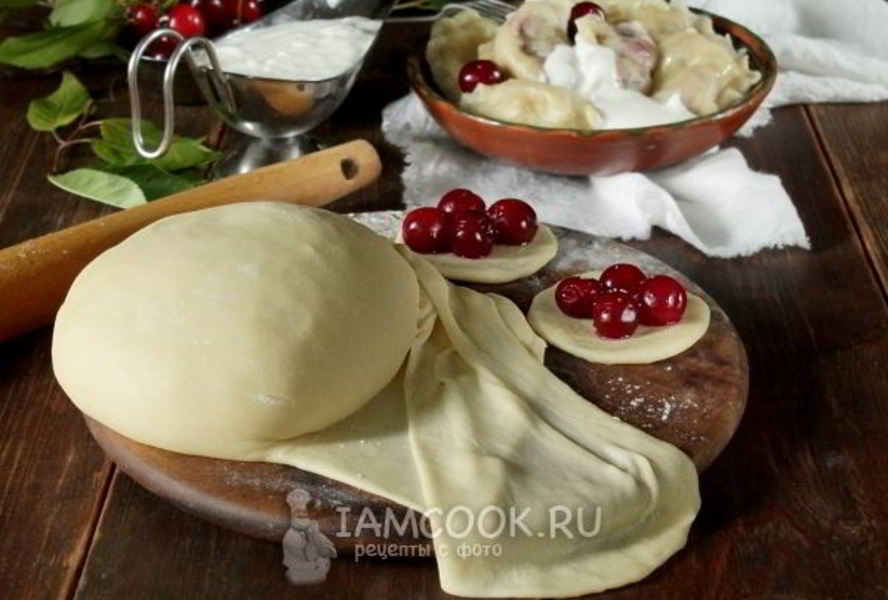 Заварное тесто для вареников с вишней