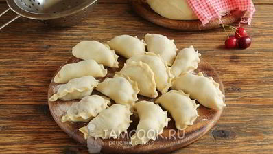 заварное тесто для вареников с вишней