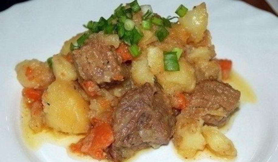 Рецепт ароматного жаркого из говядины с картофелем