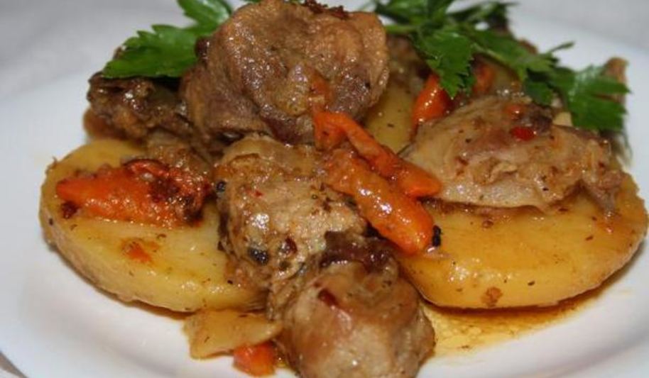 Рецепт домашнего жаркого со свининой в казане