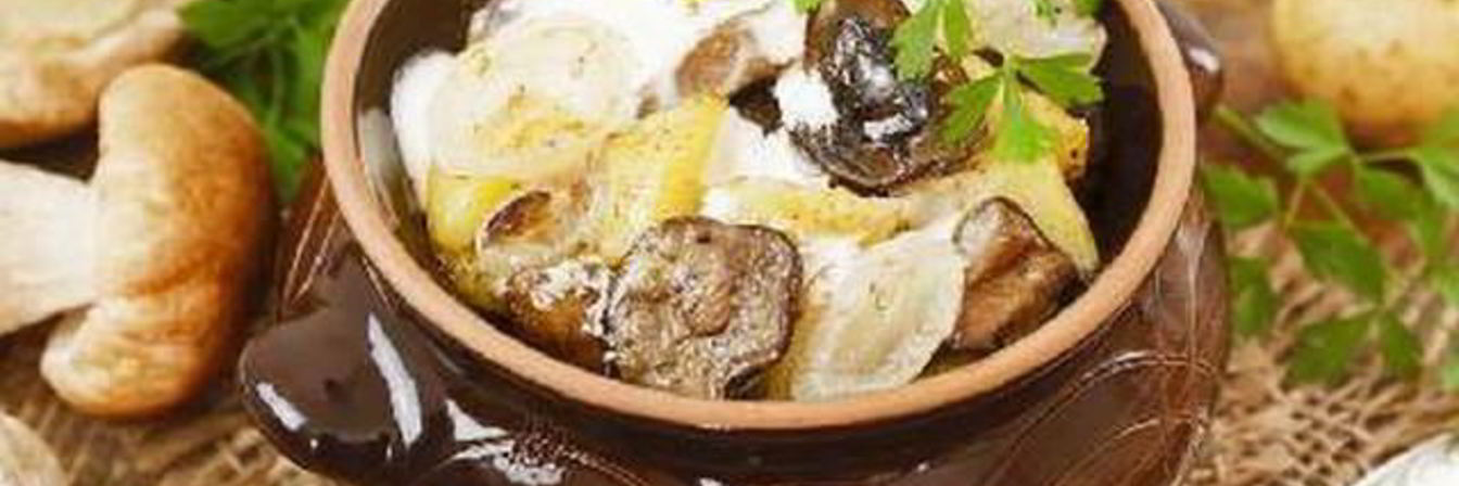 Традиционное жаркое из картофеля и грибов