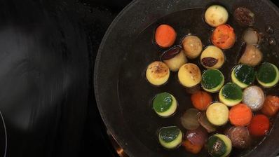 жаркое из глазного мускула с глазастыми овощами