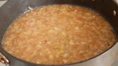 жаркое из говядины с сухофруктами и миндалем