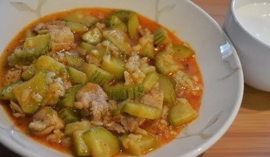 Рецепт жаркого из кабачка с куриной грудкой