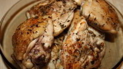жаркое из курицы с изюмом в горшочках
