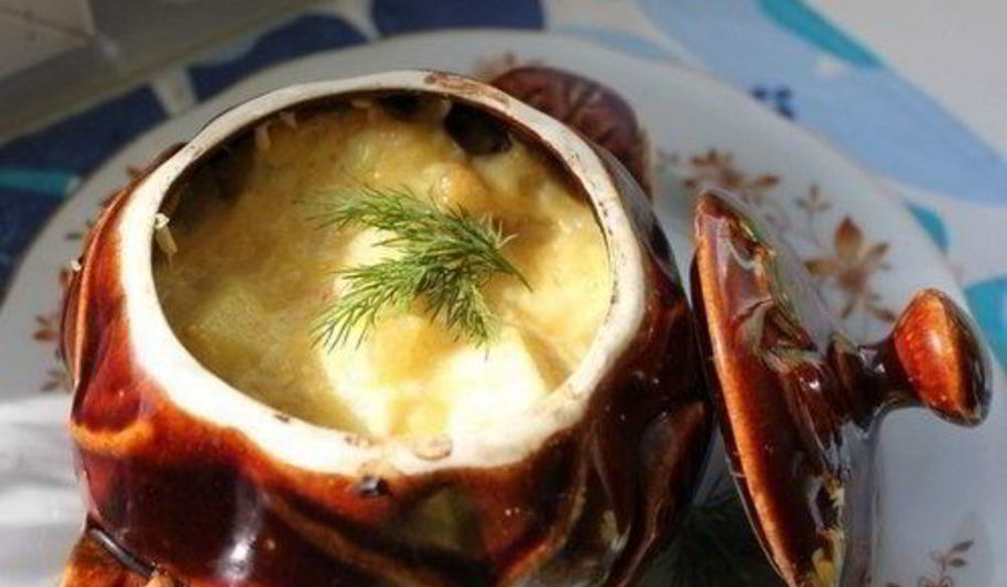 Рецепт жаркого из свинины и картофеля в горшочках