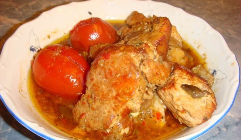 Рецепт жаркого из свинины с грибами и баклажанами