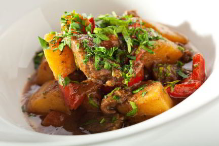 Жаркое по-домашнему с пряными травами