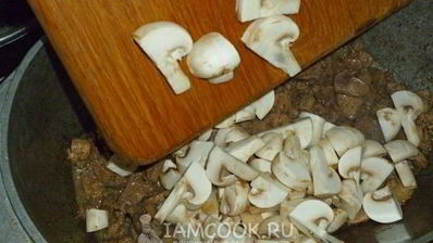 жаркое с грибами и печенью