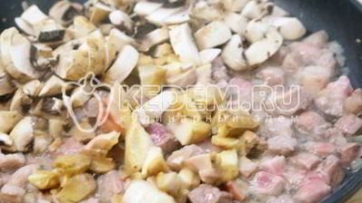 жаркое с грибами и сметаной