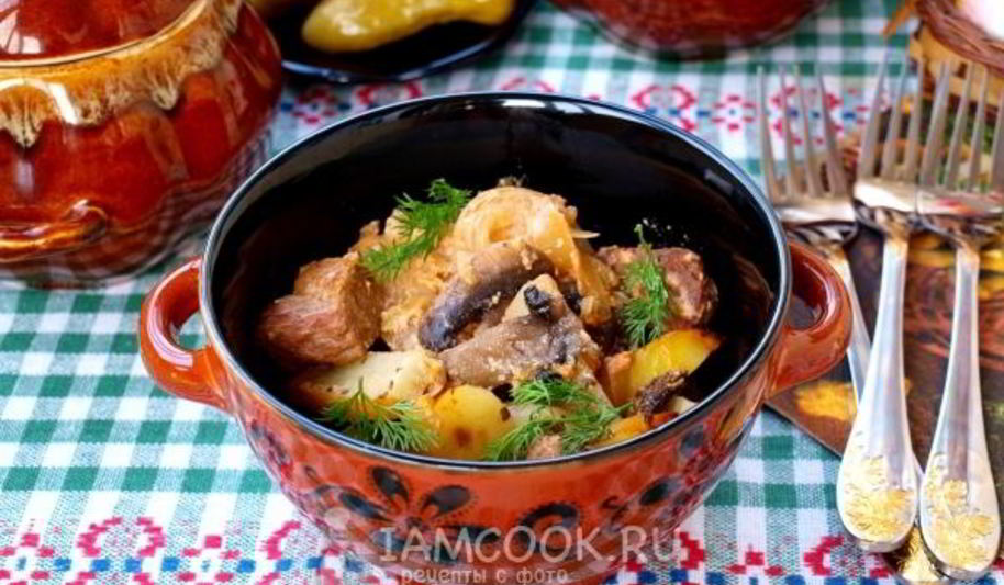 Рецепт жаркого с грибами в горшочках