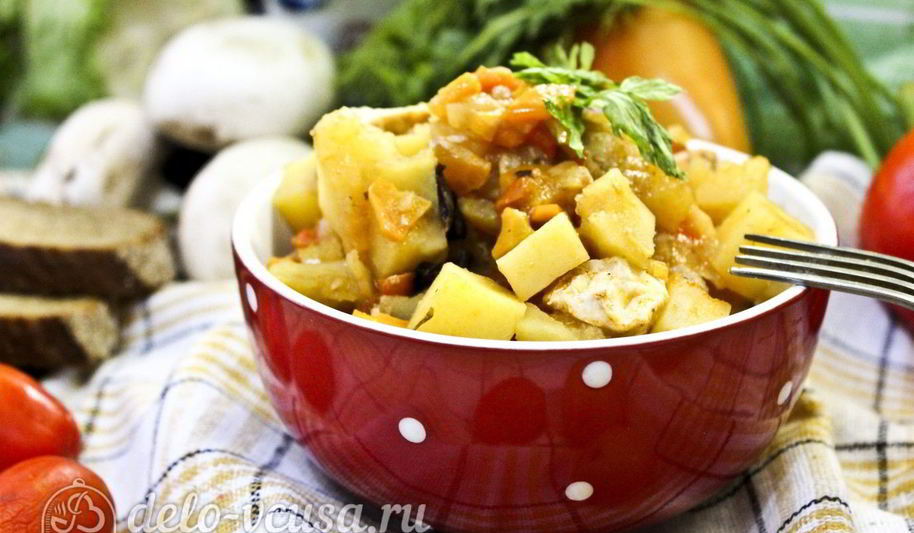 Рецепт жаркого с курицей и черносливом в горшочках