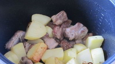 жаркое с маслятами