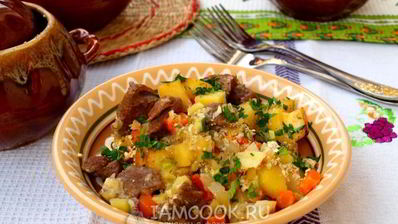 жаркое с мясом в горшочках