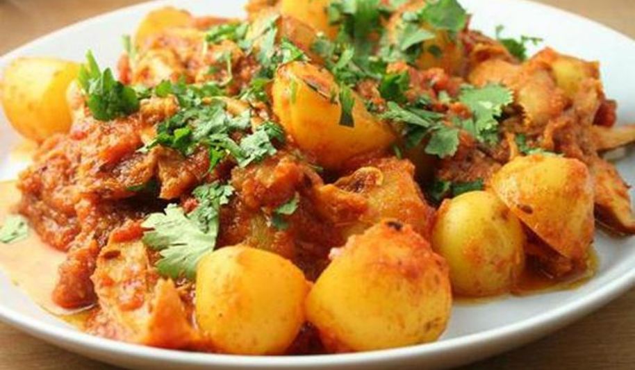 Рецепт жаркого с овощами и курицей по-домашнему