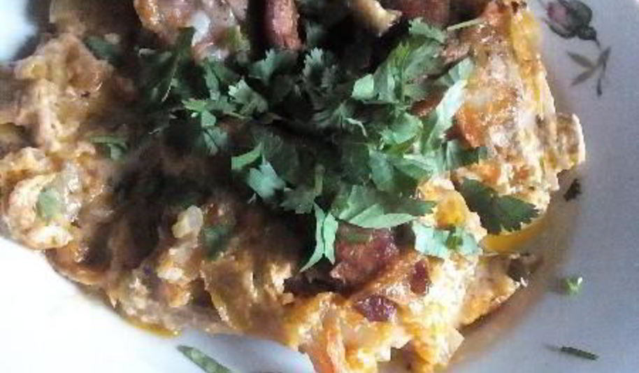 Рецепт жаркого телятина в духовке с солеными огурцами