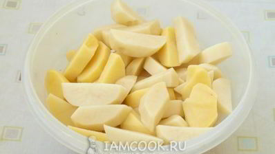 жаркое в горшочках с картошкой