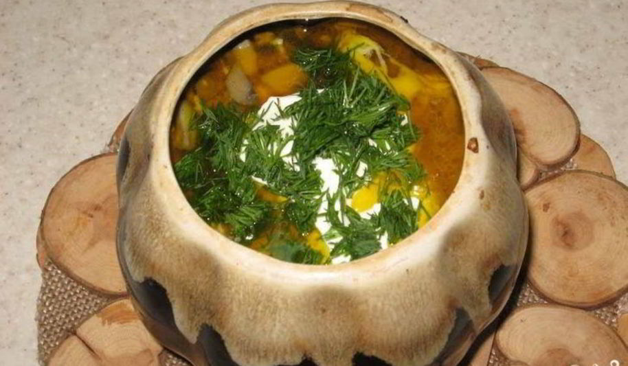 Рецепт жаркого в горшочке в духовке со свининой