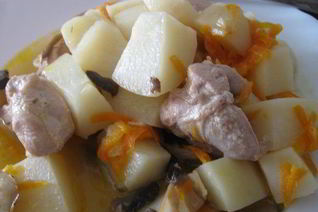 Жаркое в горшочке