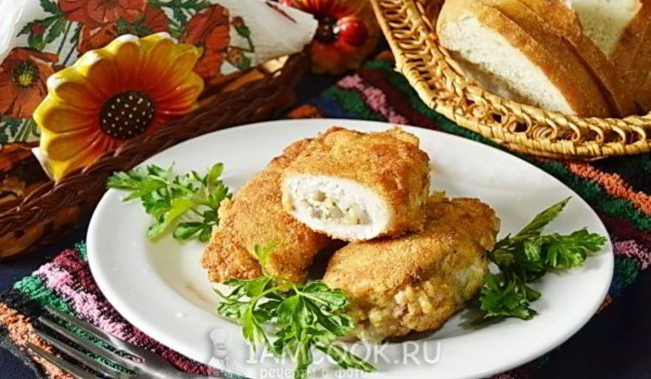 Рецепт куриных зраз с грибами