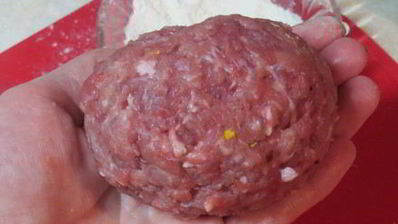 куриные зразы с яйцом и луком и шотландское яйцо