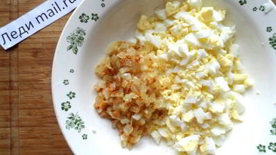 мясные зразы с яйцом и луком