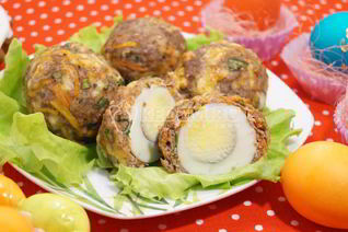 Мясные зразы с яйцом