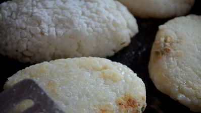 рисовые зразы с мясной начинкой