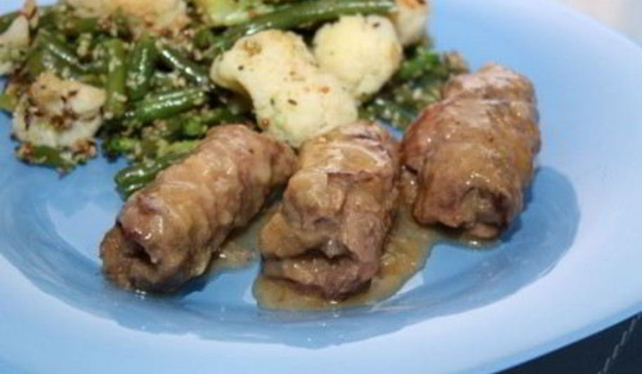 Рецепт зраз из говядины с начинкой из сухарей по-варшавски