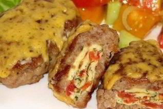 Зразы в сырно-чесночном соусе