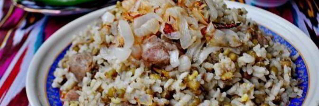 Ароматная каша с машем, рисом и мясом