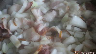 ароматная гречка с копченой грудинкой